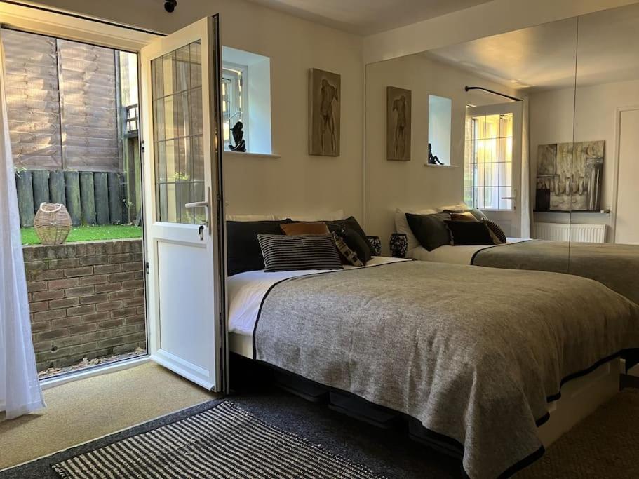 The Studio In The Annex Leilighet Potters Bar Eksteriør bilde